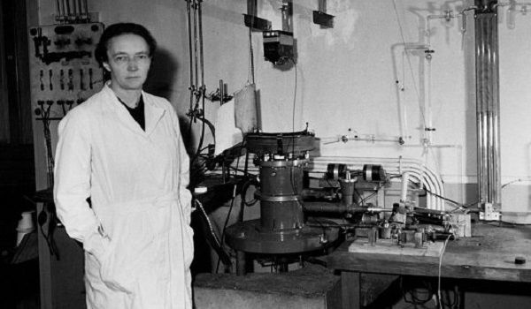 Irene Joliot-Curie en su laboratorio