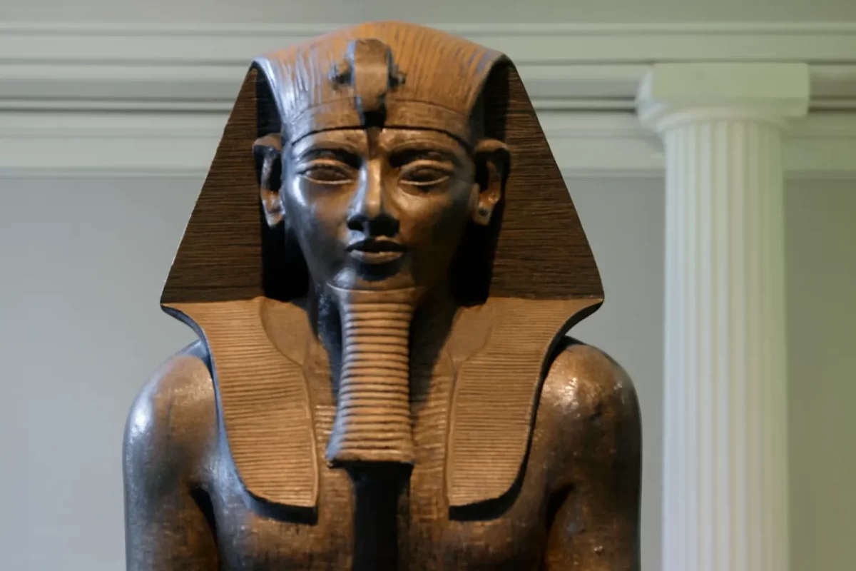 Amenofis III El gran rey que consolidó el poder de Egipto